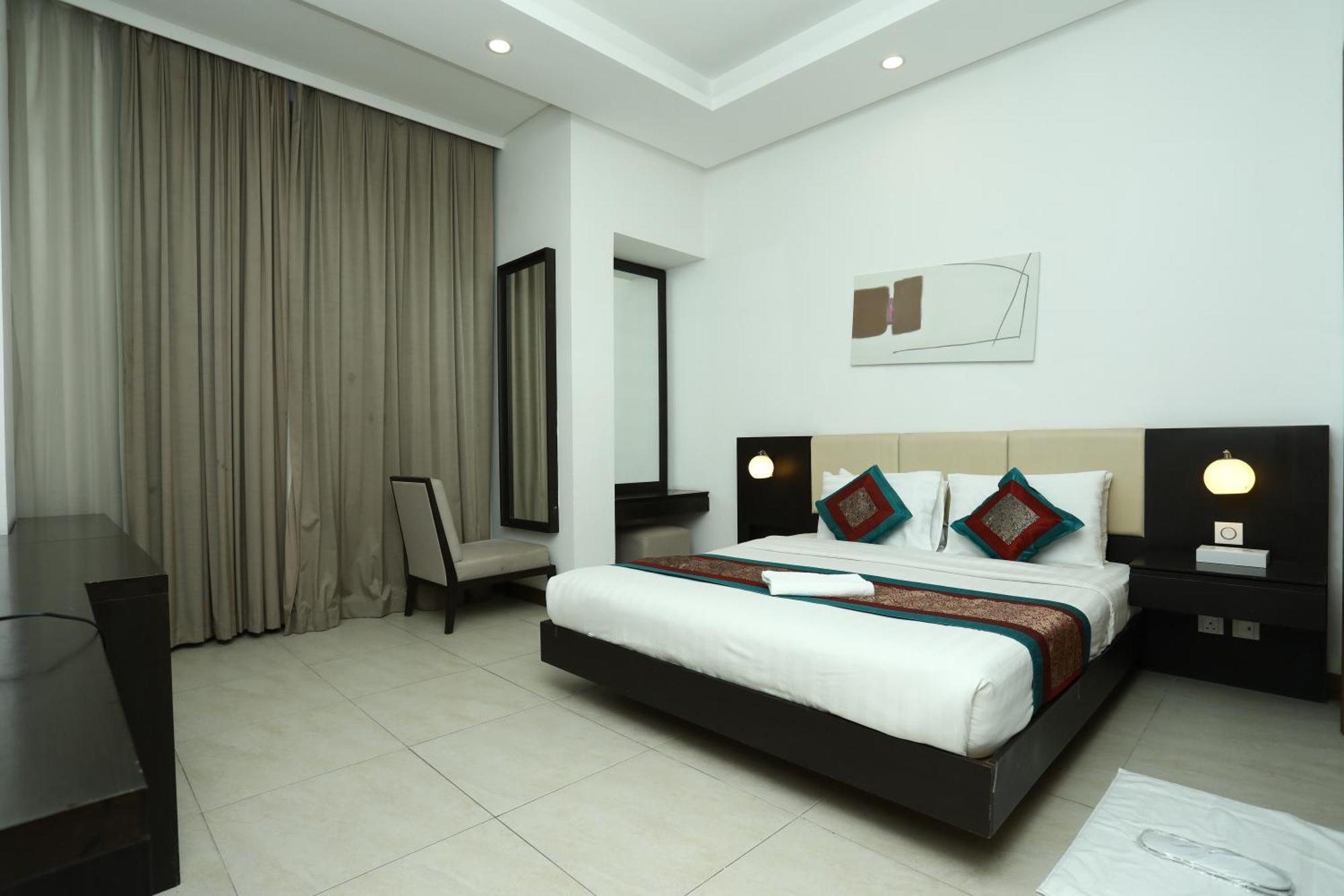 Landway Suite Manamah Buitenkant foto