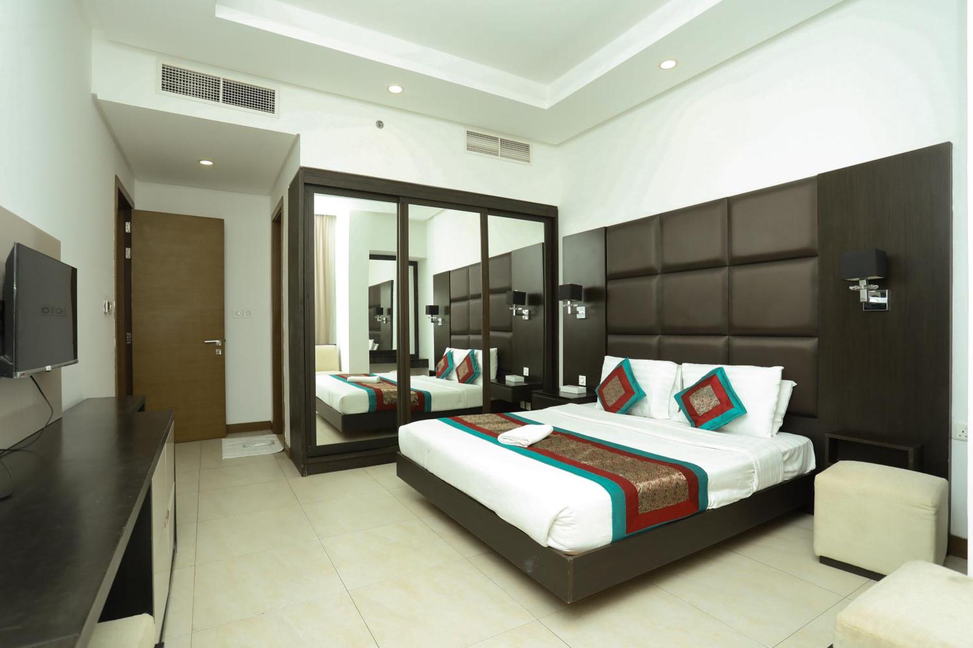 Landway Suite Manamah Buitenkant foto