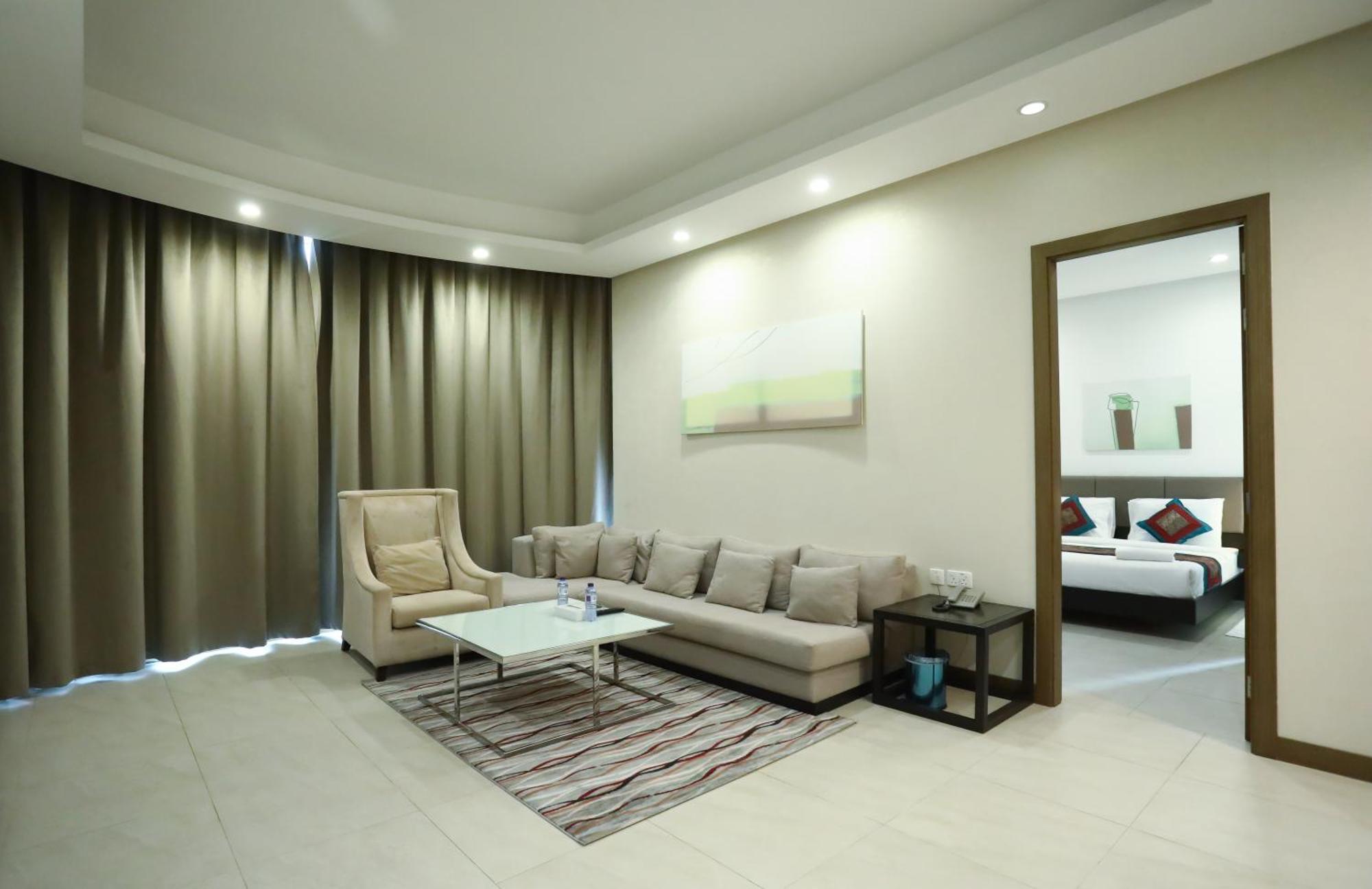 Landway Suite Manamah Buitenkant foto