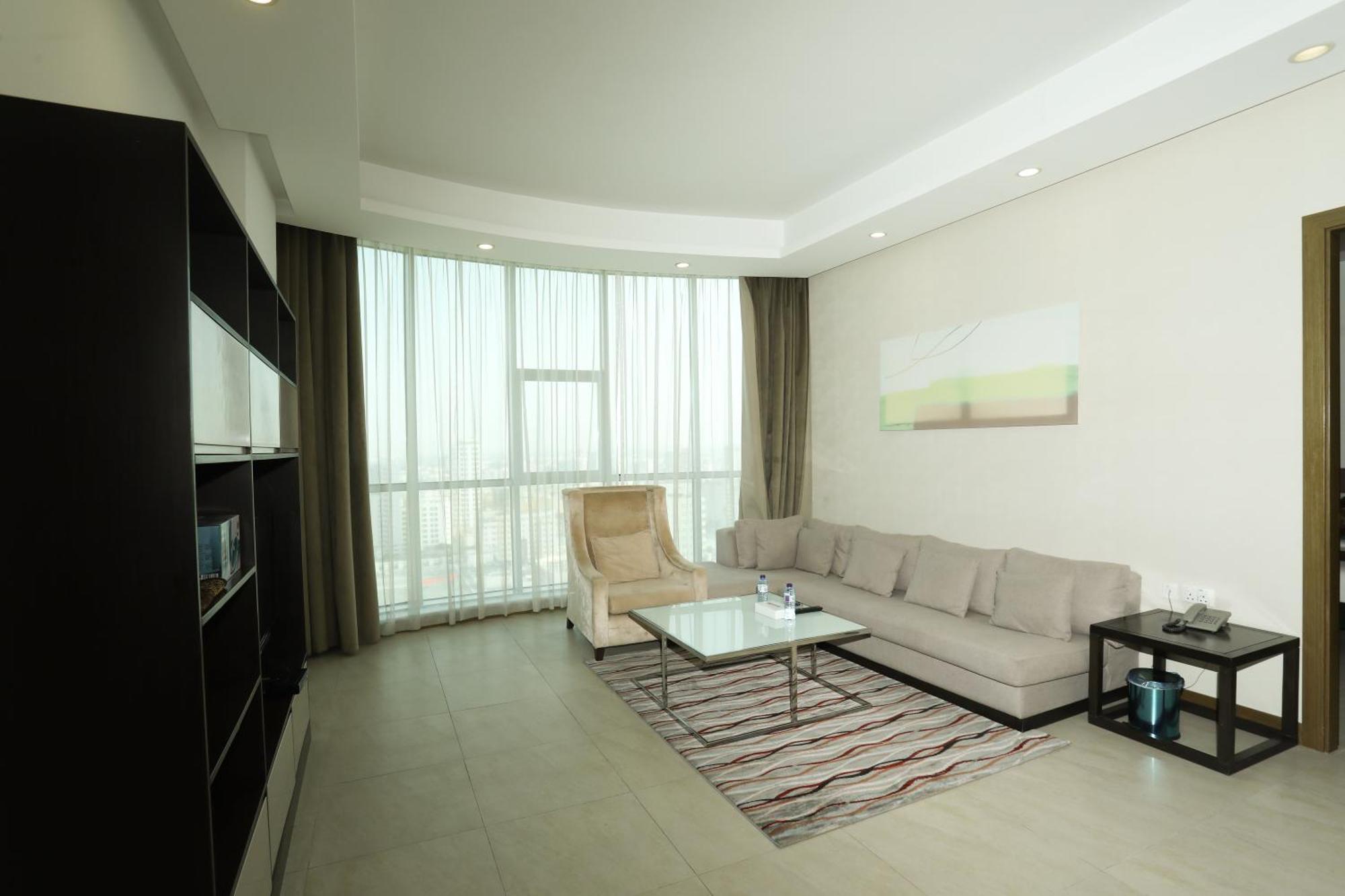 Landway Suite Manamah Buitenkant foto